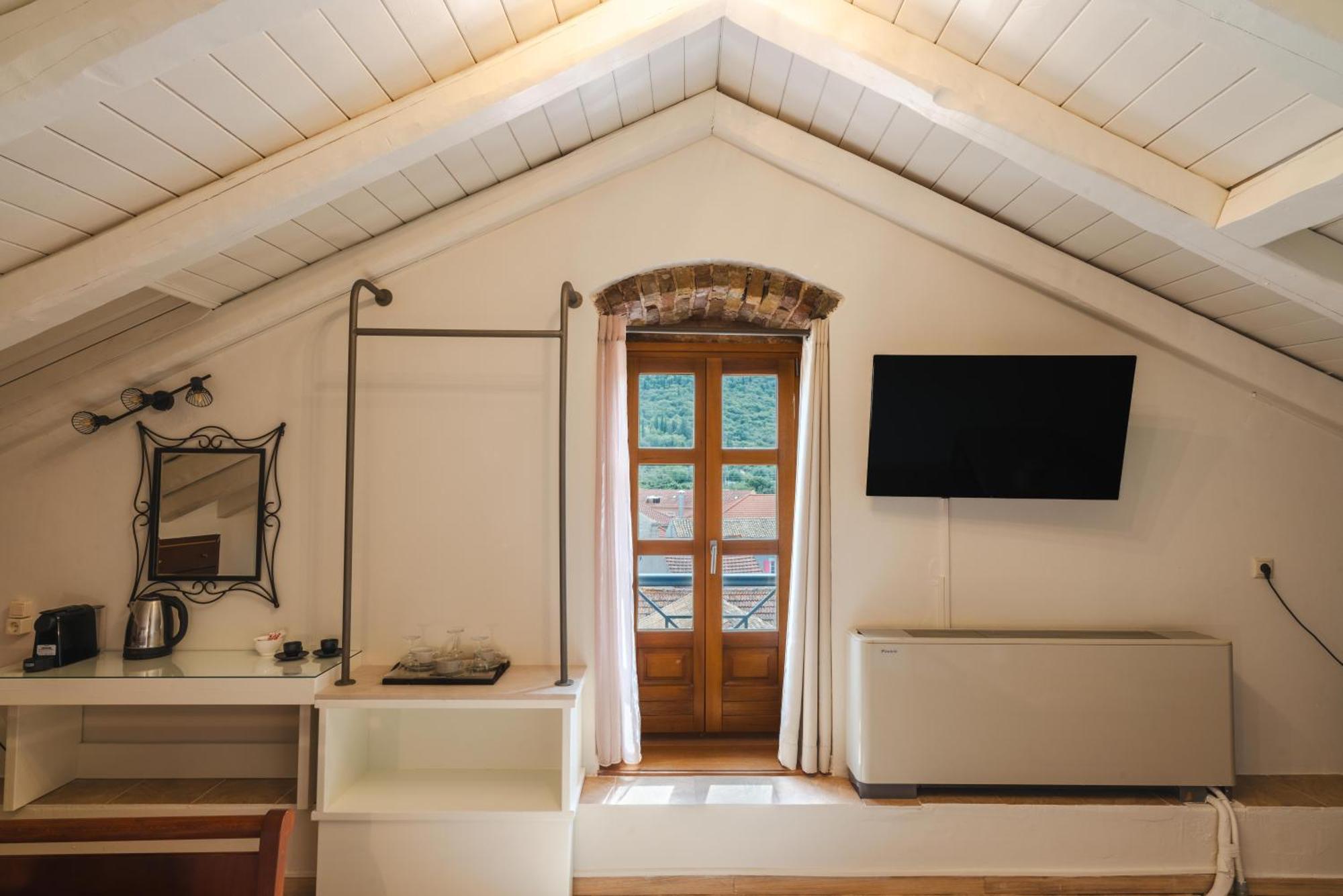 Authentic Suites In Fiscardo Fiskardo Eksteriør billede