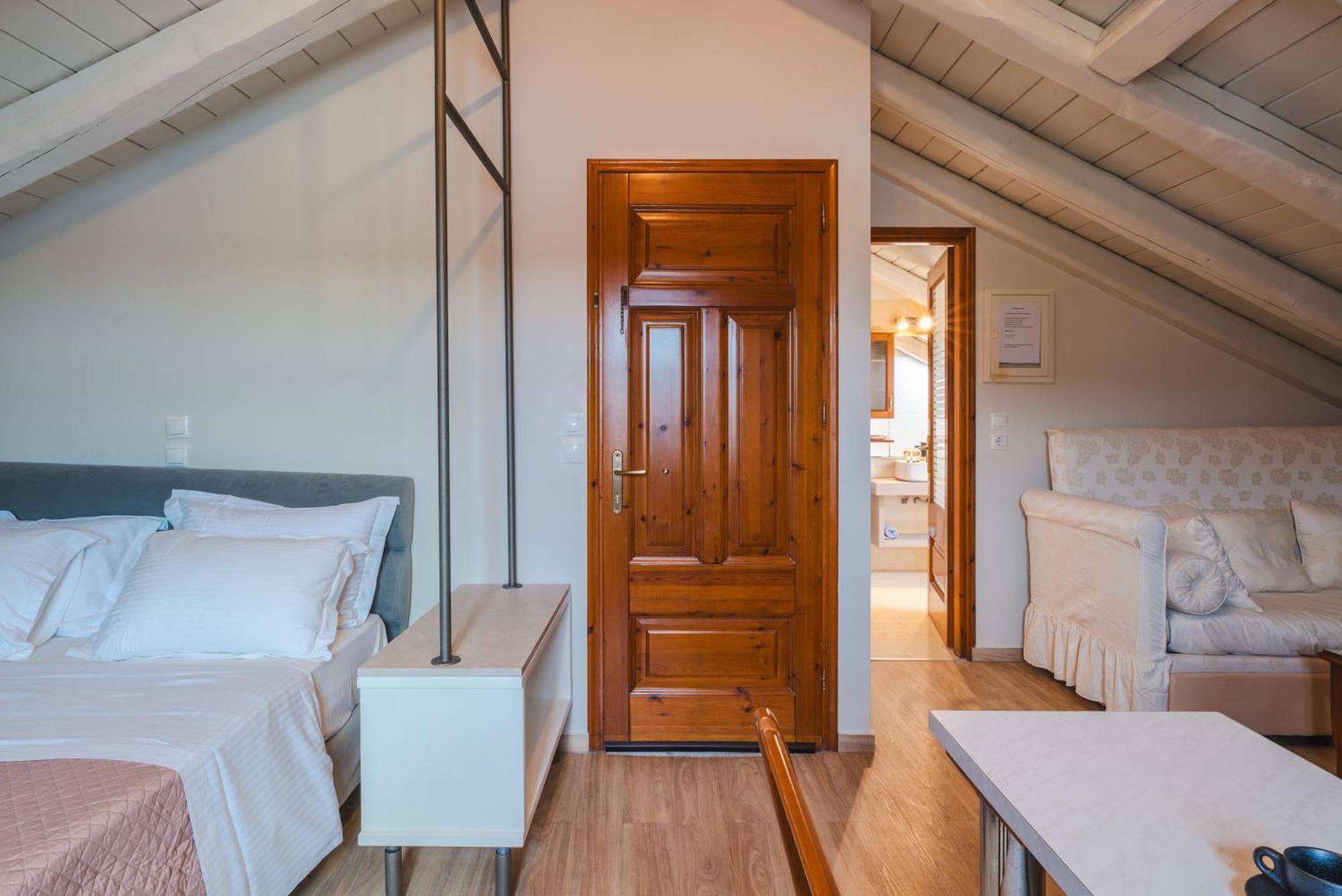 Authentic Suites In Fiscardo Fiskardo Eksteriør billede