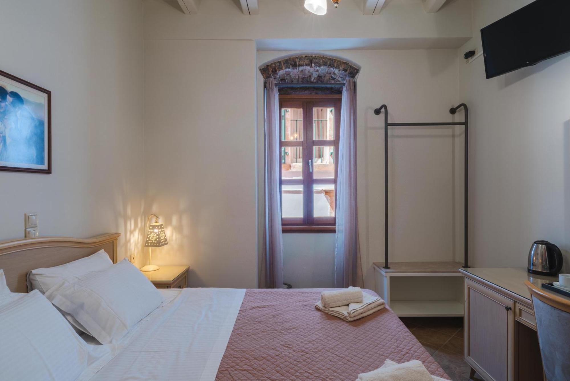 Authentic Suites In Fiscardo Fiskardo Eksteriør billede