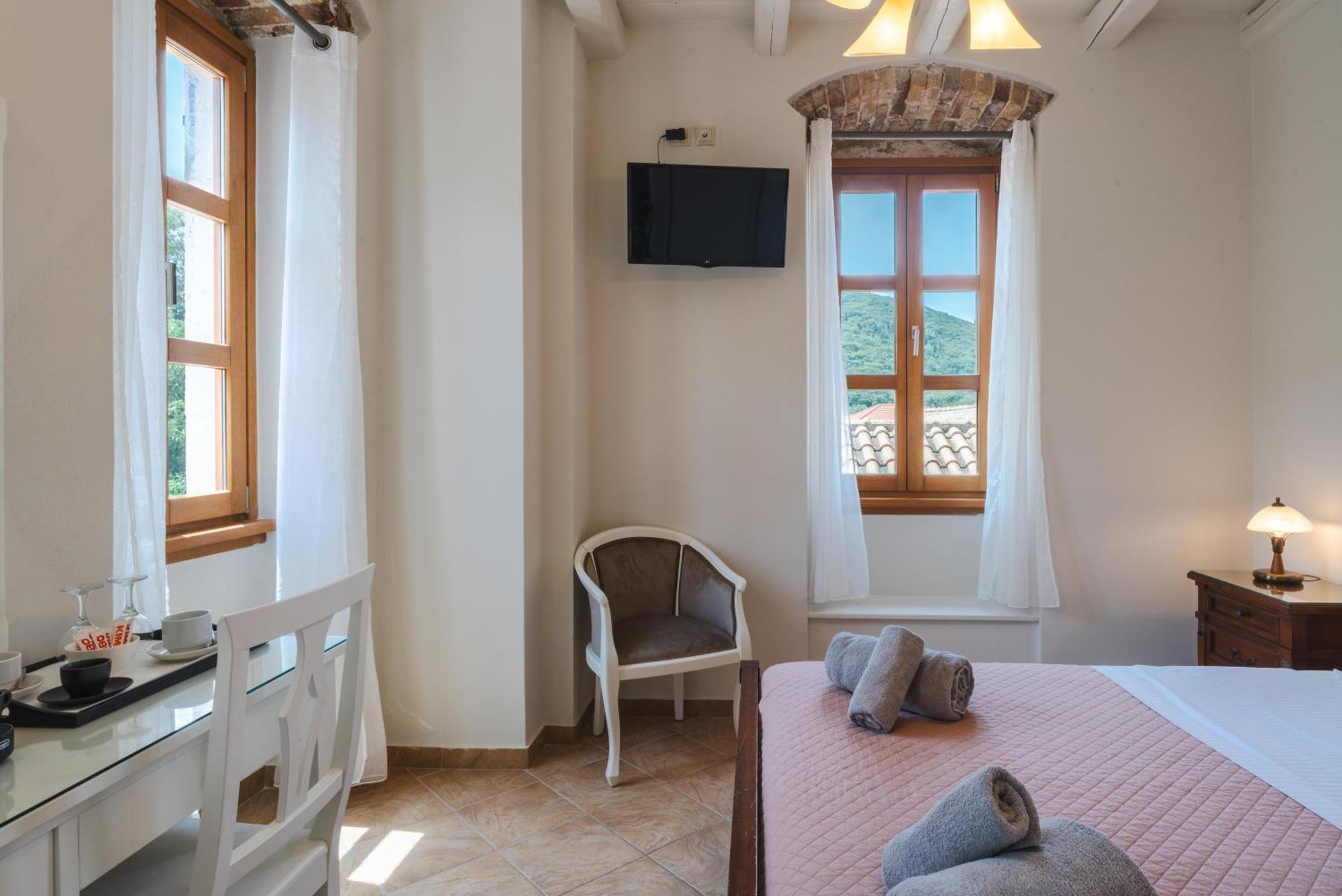 Authentic Suites In Fiscardo Fiskardo Eksteriør billede