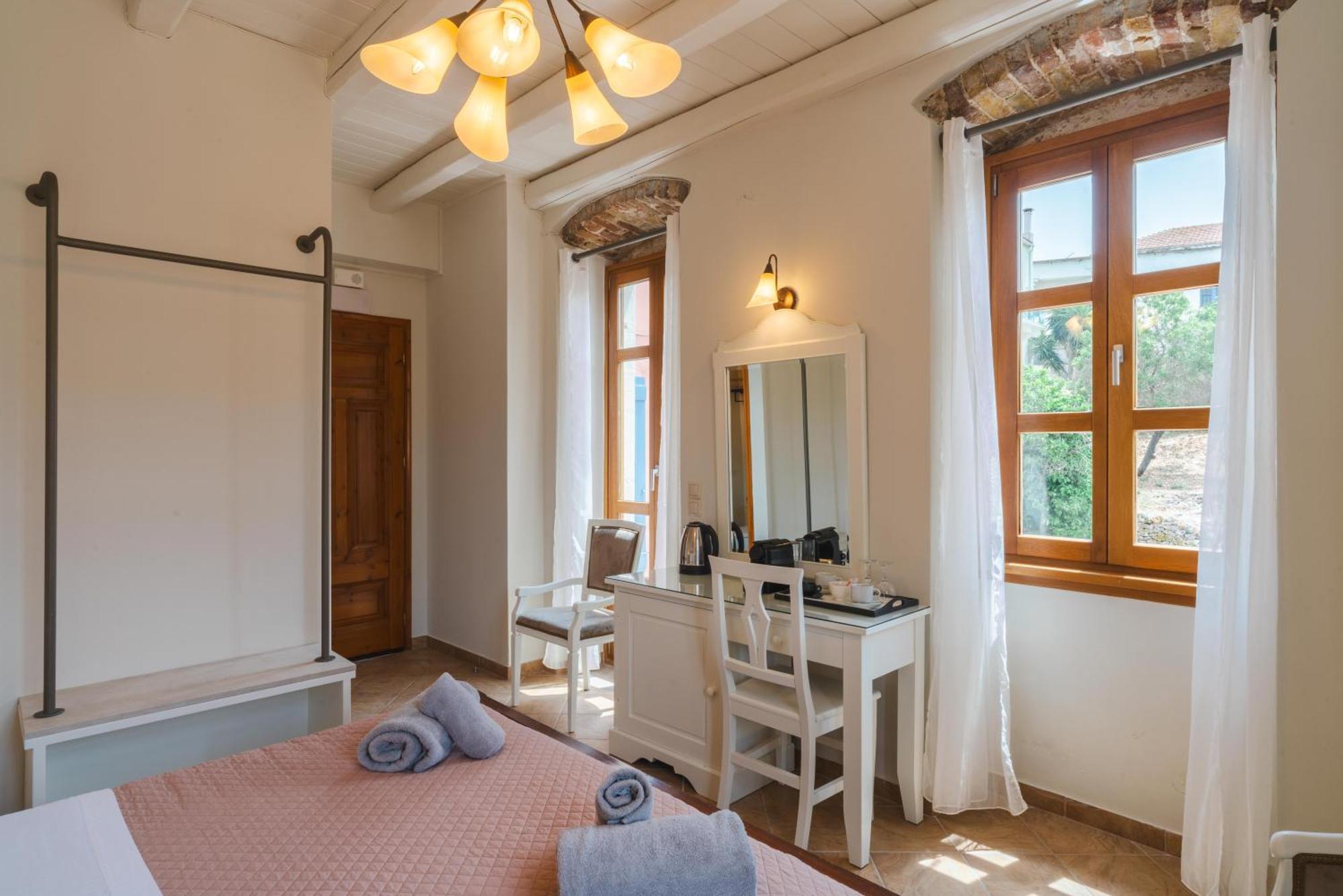 Authentic Suites In Fiscardo Fiskardo Eksteriør billede